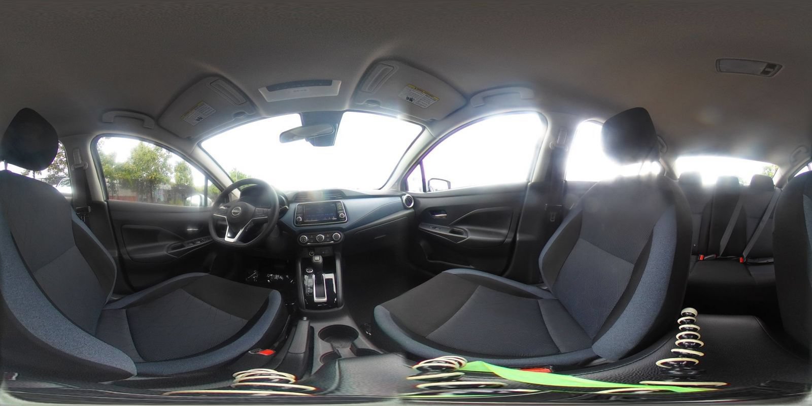 Used 2025 Nissan Versa SV FWD image 36