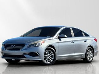 Used 2017 Hyundai Sonata SE video 1