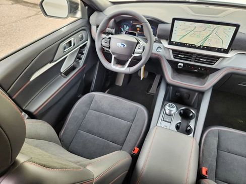 New 2026 Ford Explorer ST image 10