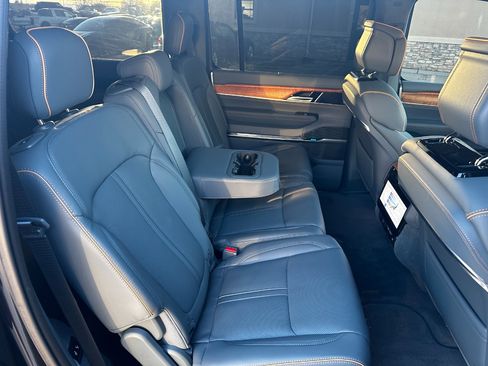 Used 2022 Jeep Grand Wagoneer Series II w/ Flexible Seating Group image 52
