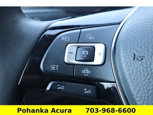 Used 2021 Volkswagen Tiguan SEL image 12