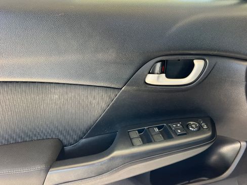 Used 2014 Honda Civic LX image 12