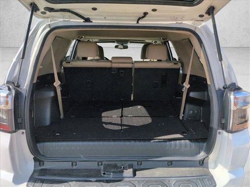 Used 2016 Toyota 4Runner SR5 Premium AWD/4WD image 6