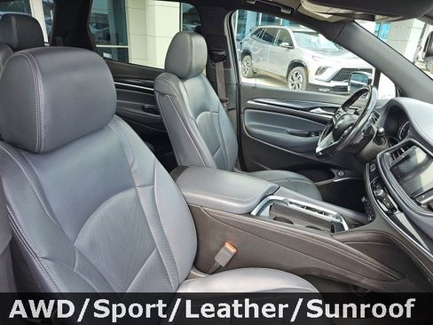 Used 2022 Buick Enclave Essence w/ Experience Buick Package image 37