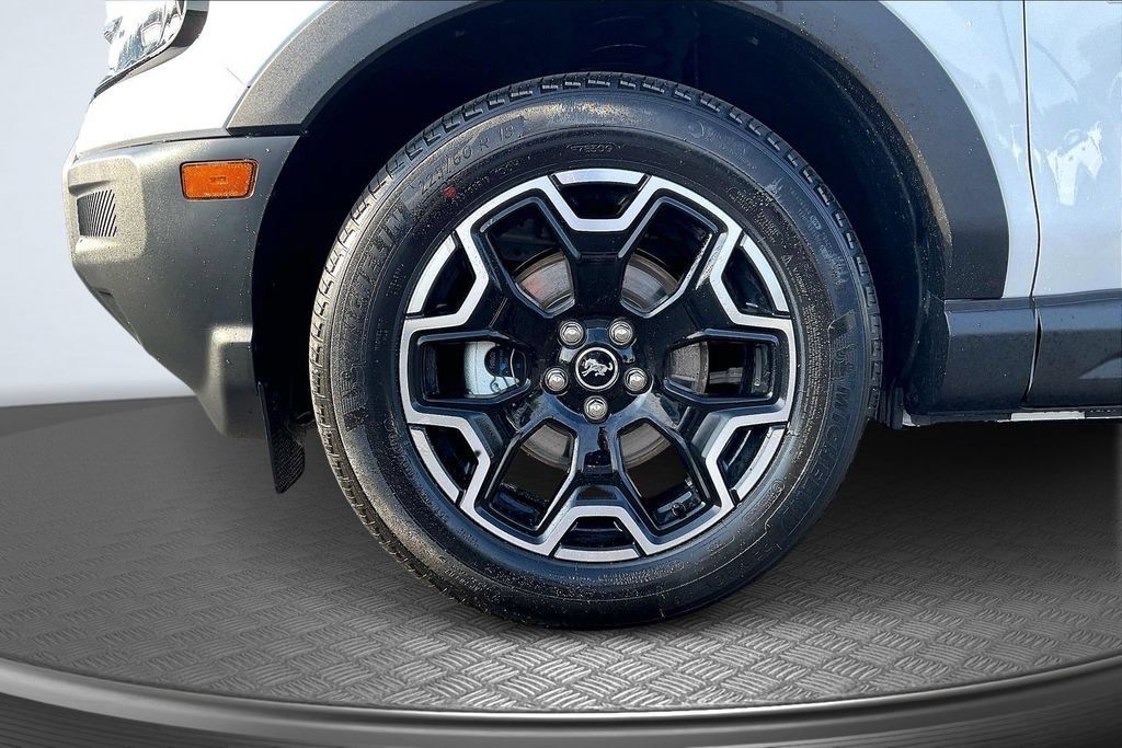 New 2026 Ford Bronco Sport Outer Banks AWD/4WD image 13