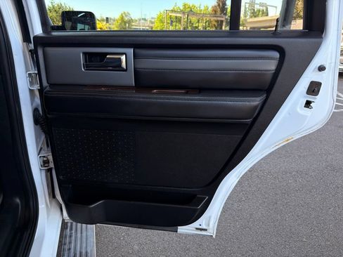 Used 2017 Ford Expedition Platinum AWD/4WD image 53