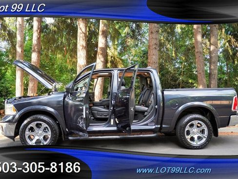 Used 2018 RAM 1500 Laramie w/ Convenience Group AWD/4WD image 27