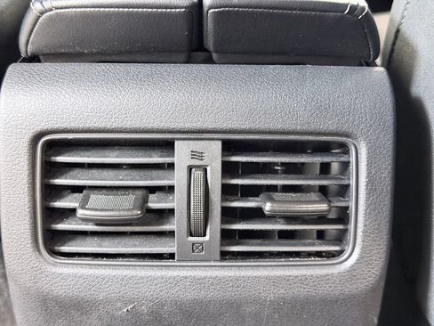 Used 2023 Nissan Rogue SV AWD/4WD image 23