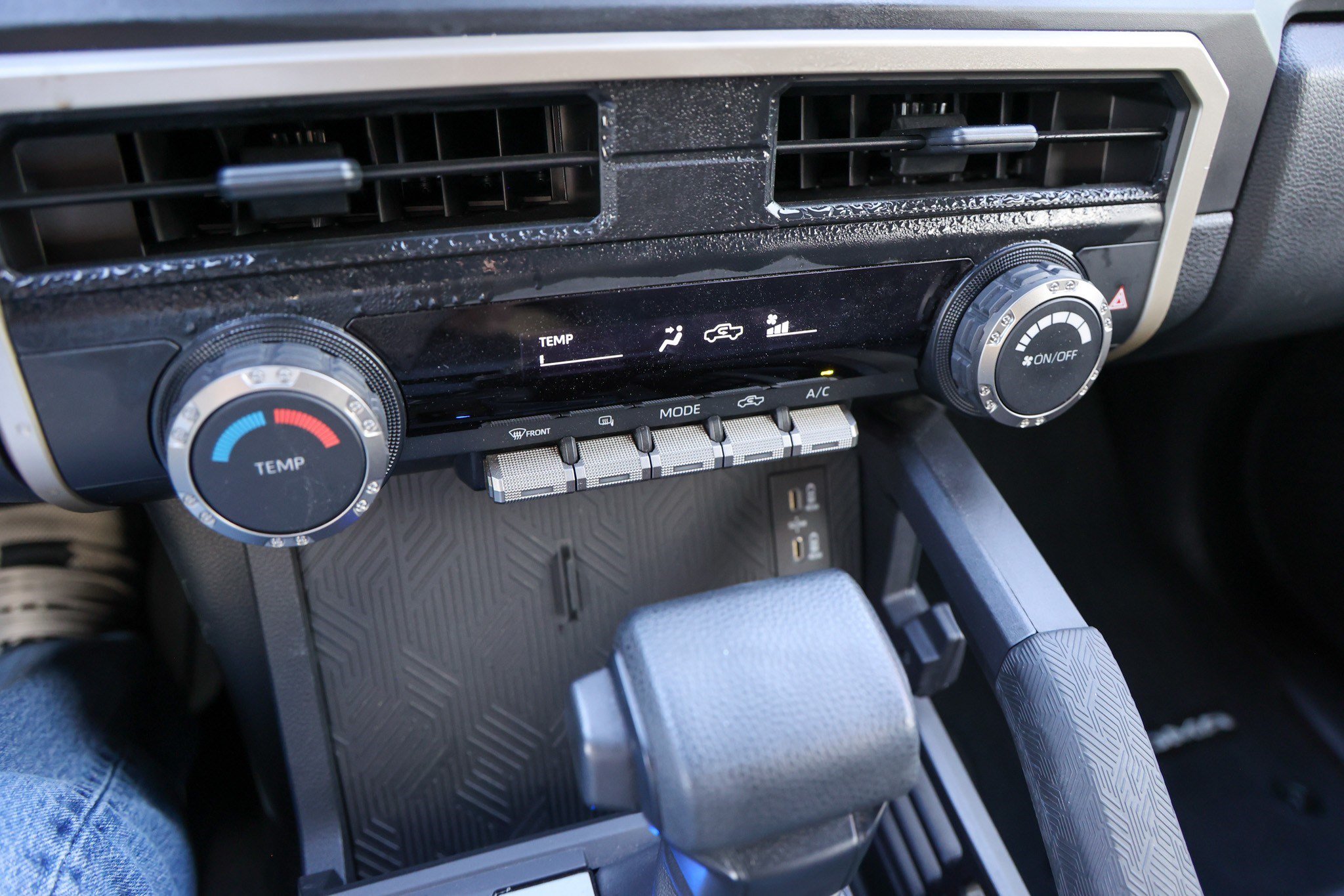 Certified 2025 Toyota Tacoma SR AWD/4WD image 23