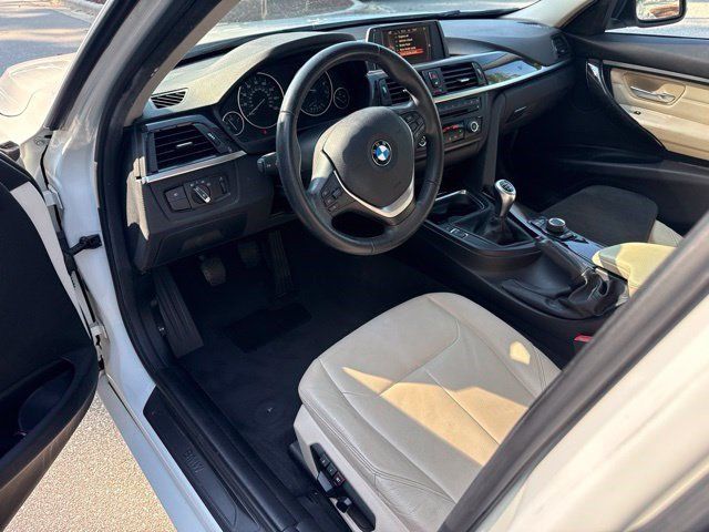 Used 2015 BMW 328i Sedan RWD image 16