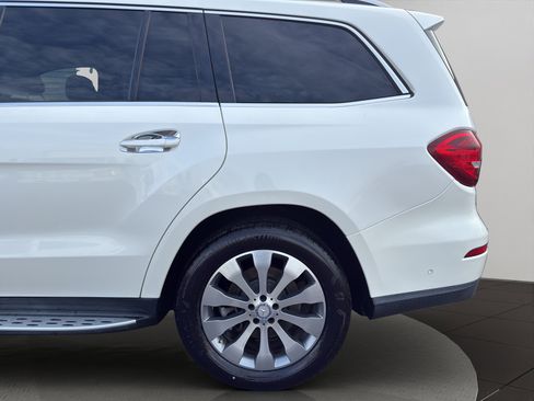 Used 2017 Mercedes-Benz GLS 450 4MATIC image 23