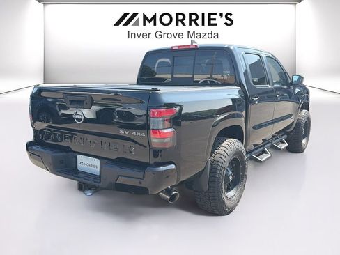 Used 2022 Nissan Frontier SV AWD/4WD image 5