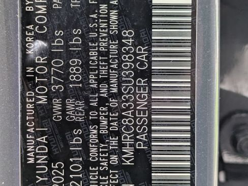 Used 2025 Hyundai Venue SEL FWD image 36