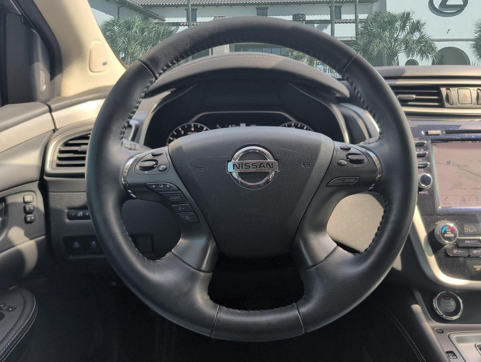 Used 2021 Nissan Murano SL w/ SL Moonroof Package FWD image 13