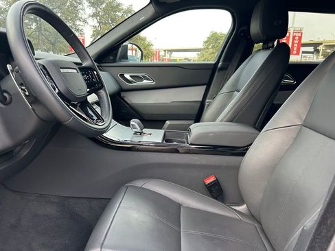 Used 2025 Land Rover Range Rover Velar S image 12