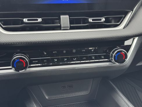 New 2026 Chevrolet Equinox LT image 22