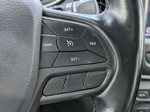 Certified 2021 Jeep Cherokee Trailhawk w/ Premium Leather Package AWD/4WD image 21