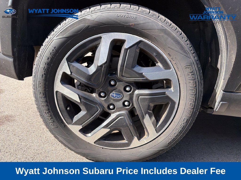 Used 2025 Subaru Forester Limited AWD/4WD image 10