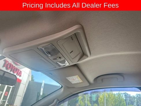 Used 2017 Nissan Titan S AWD/4WD image 5