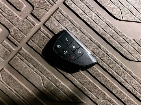 Used 2023 GMC Yukon Denali AWD/4WD image 32