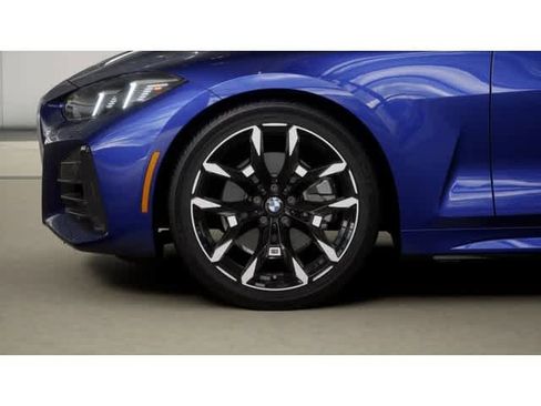 New 2026 BMW 430i Coupe w/ M Sport Package image 7