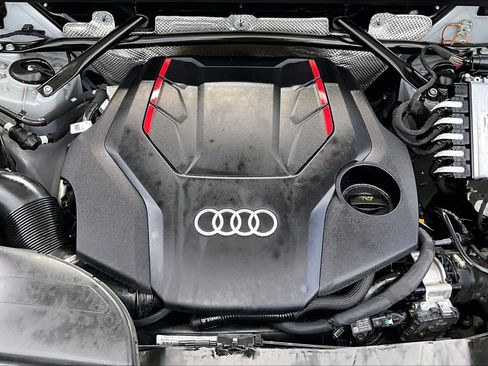 Used 2023 Audi SQ5 Premium Plus w/ Premium Plus Package AWD/4WD image 32