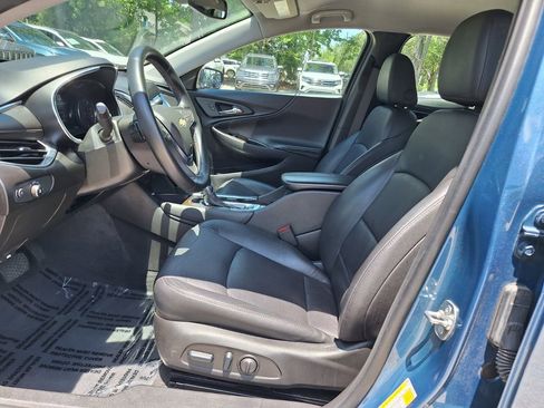 Used 2024 Chevrolet Malibu LT FWD image 11