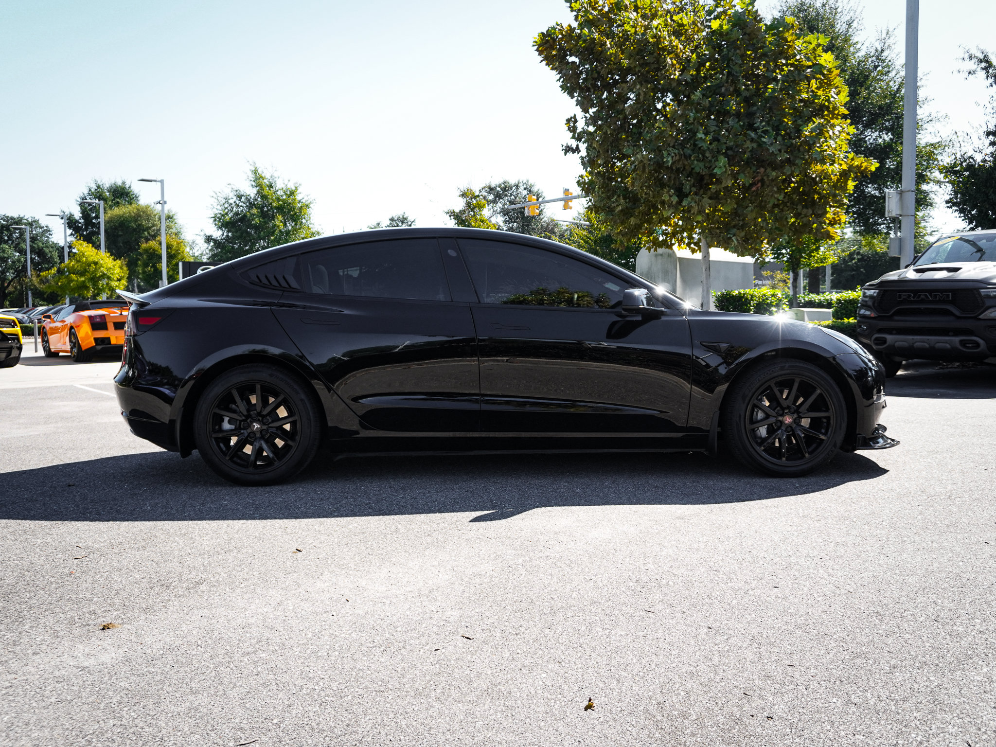 Used 2023 Tesla Model 3 Standard Range RWD image 10