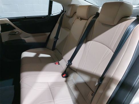 Used 2020 Lexus ES 350 Ultra Luxury image 14