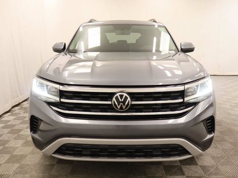 Used 2023 Volkswagen Atlas SE w/ Panoramic Sunroof Package FWD image 4