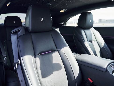 Used 2020 Rolls-Royce Wraith image 34