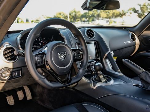 Used 2017 Dodge Viper GTC w/ Time Attack Group 2.0 RWD image 3