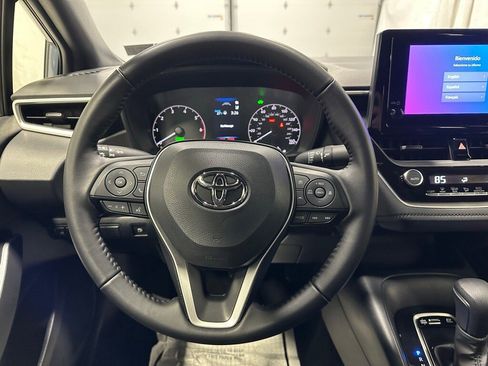 Used 2025 Toyota Corolla SE image 18