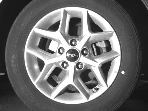 Used 2025 Kia Soul LX w/ LX Technology Package FWD image 13