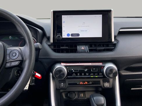 Used 2025 Toyota RAV4 LE FWD image 7