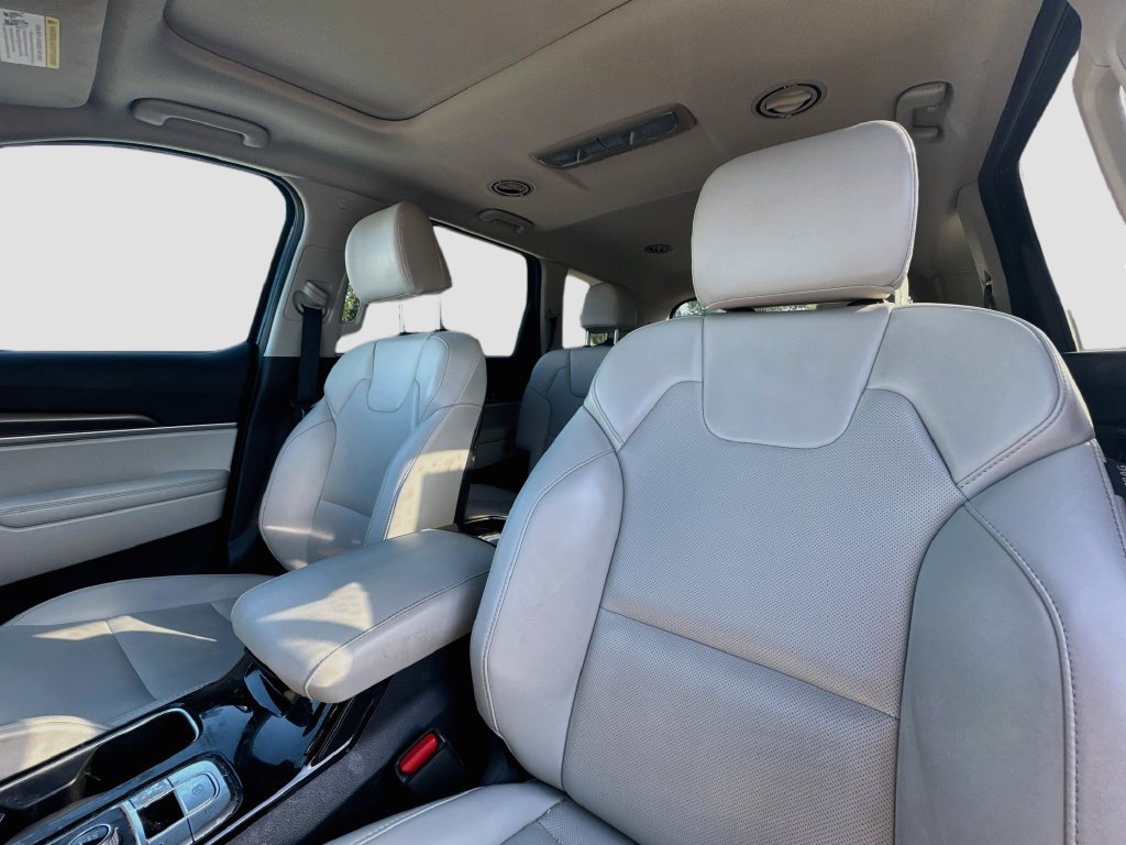 Certified 2024 Kia Telluride S w/ S Sunroof Package AWD/4WD image 22