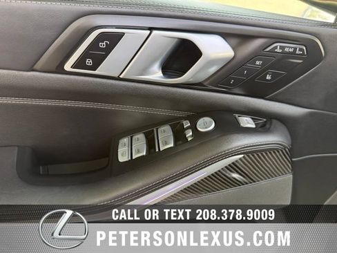 Used 2024 BMW X7 M60i AWD/4WD image 26
