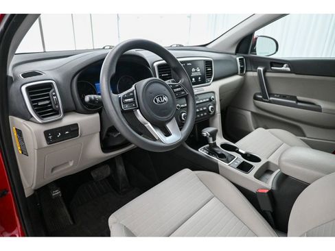 Used 2020 Kia Sportage LX w/ LX Popular Package image 9