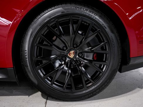 Used 2023 Porsche Taycan GTS image 52