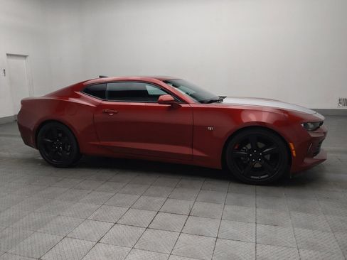 Used 2017 Chevrolet Camaro LT RWD image 11
