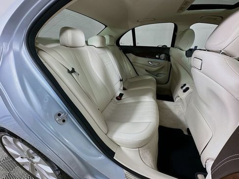 Used 2018 Mercedes-Benz E 300 image 32