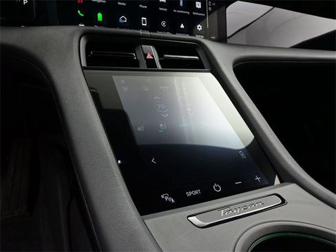 Certified 2022 Porsche Taycan 4S image 11