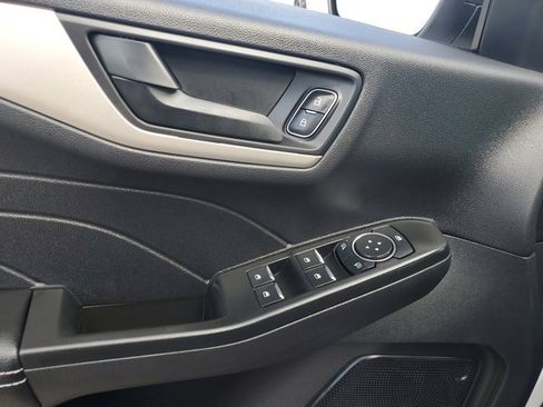 Certified 2022 Ford Escape SE image 23