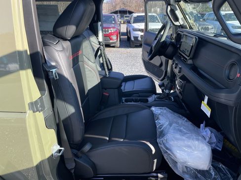 New 2026 Jeep Wrangler Rubicon image 24