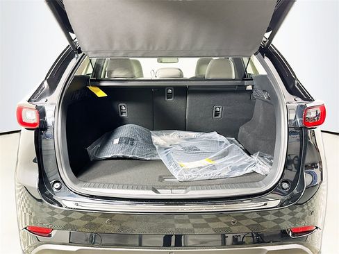 New 2025 MAZDA CX-5 AWD 2.5 S w/ Premium Plus Pkg image 16