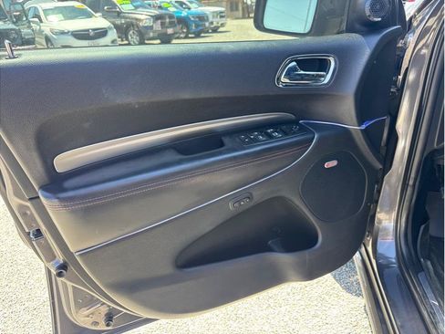 Used 2017 Dodge Durango R/T w/ Technology Group AWD/4WD image 20