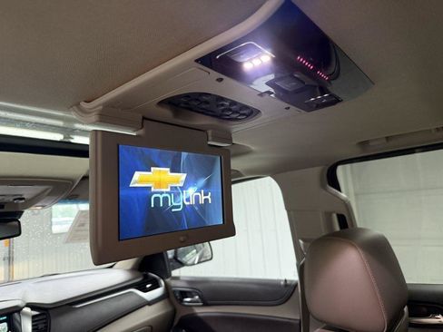 Used 2015 Chevrolet Suburban LTZ AWD/4WD image 26