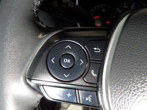Used 2021 Toyota Corolla SE FWD image 20