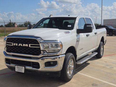 Used 2024 RAM 2500 Big Horn AWD/4WD image 7