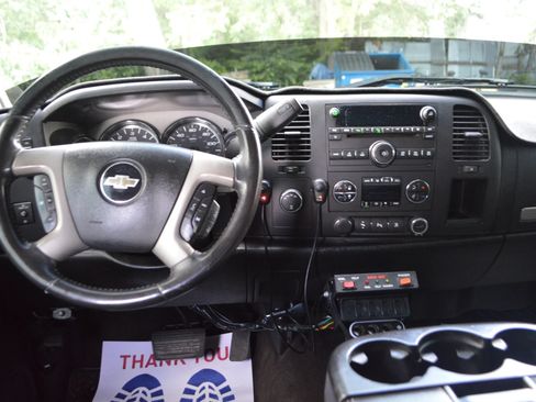 Used 2011 Chevrolet Silverado 1500 LT w/ All-Star Edition AWD/4WD image 19